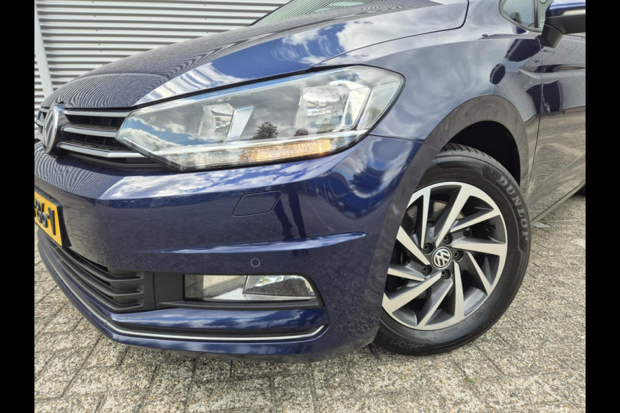 Volkswagen Touran 1.2 TSI Comfortline Adap- Cruise,navigatie,airco,parkeersensoren,