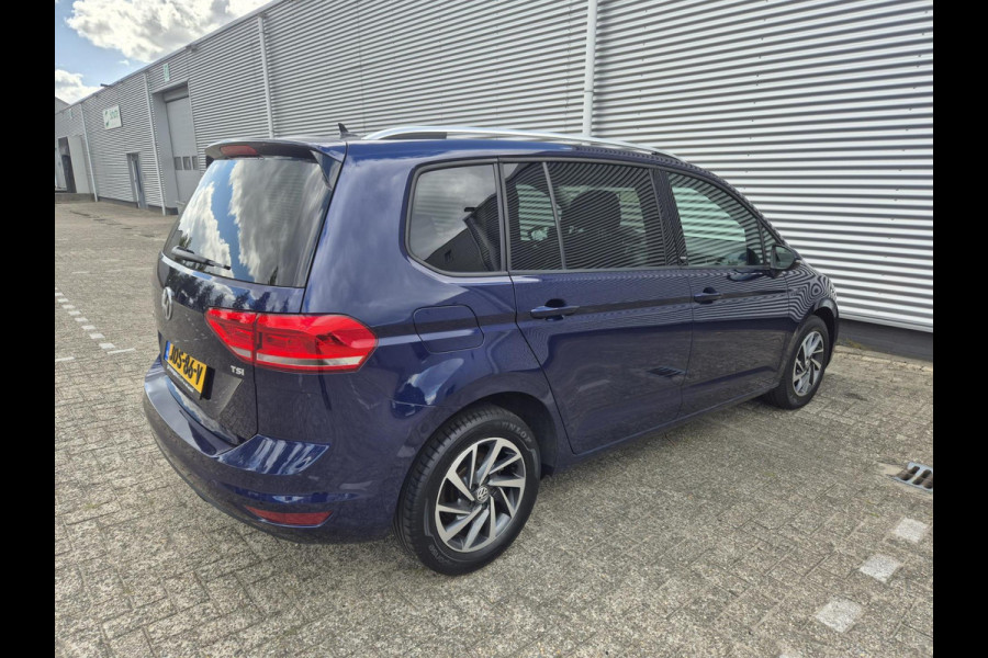 Volkswagen Touran 1.2 TSI Comfortline Adap- Cruise,navigatie,airco,parkeersensoren,