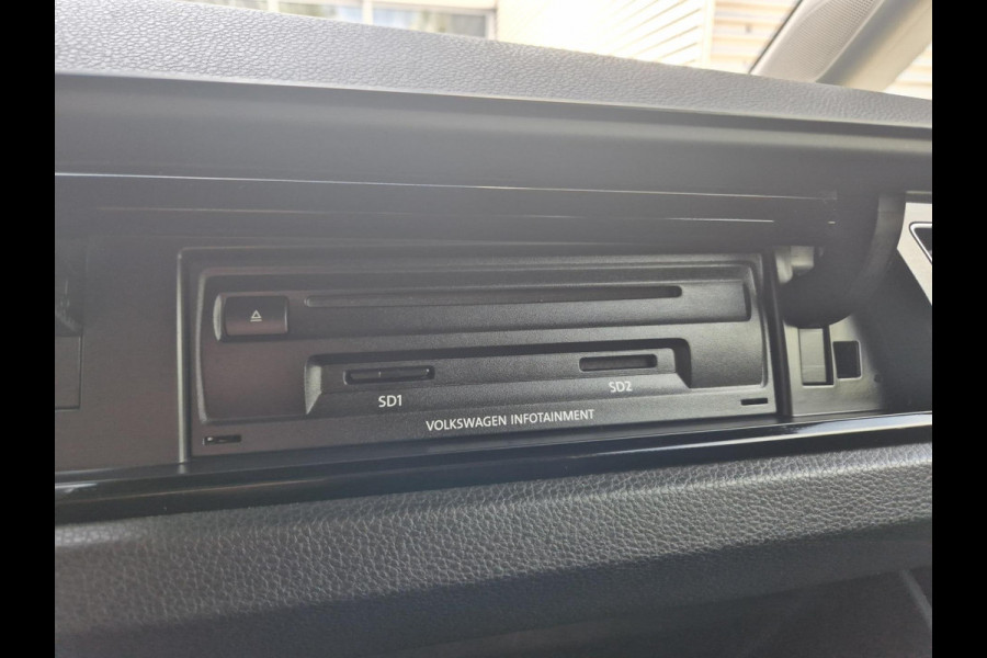 Volkswagen Touran 1.2 TSI Comfortline Adap- Cruise,navigatie,airco,parkeersensoren,