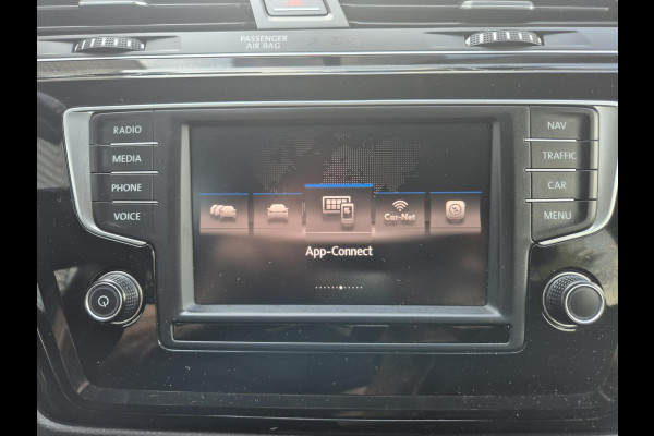 Volkswagen Touran 1.2 TSI Comfortline Adap- Cruise,navigatie,airco,parkeersensoren,