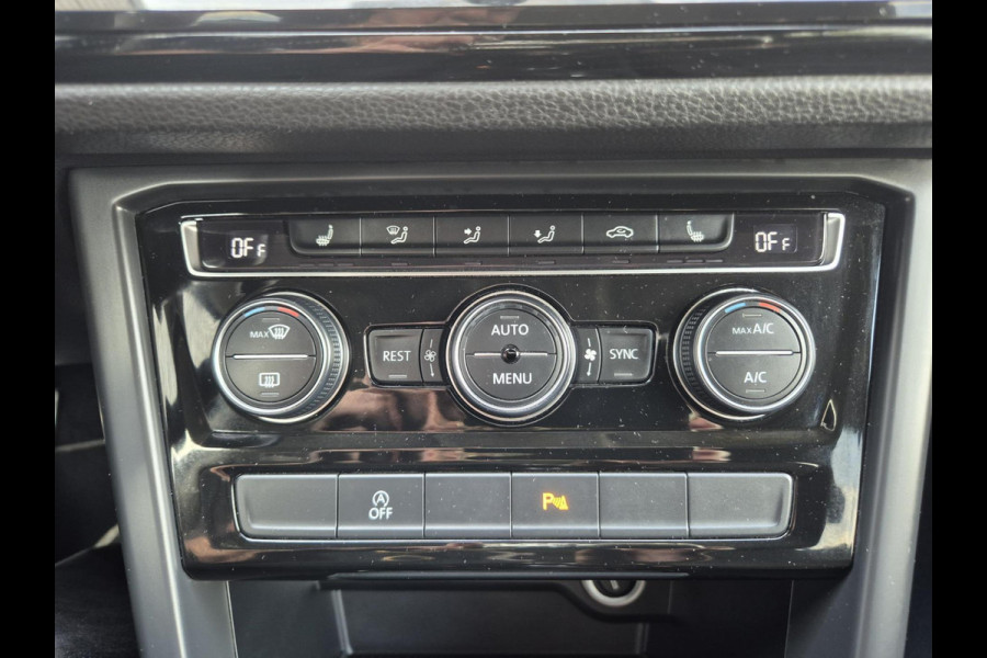 Volkswagen Touran 1.2 TSI Comfortline Adap- Cruise,navigatie,airco,parkeersensoren,