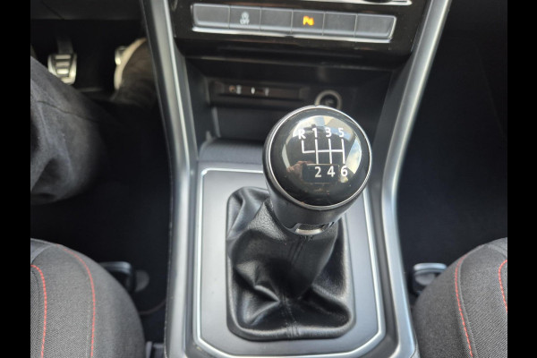 Volkswagen Touran 1.2 TSI Comfortline Adap- Cruise,navigatie,airco,parkeersensoren,