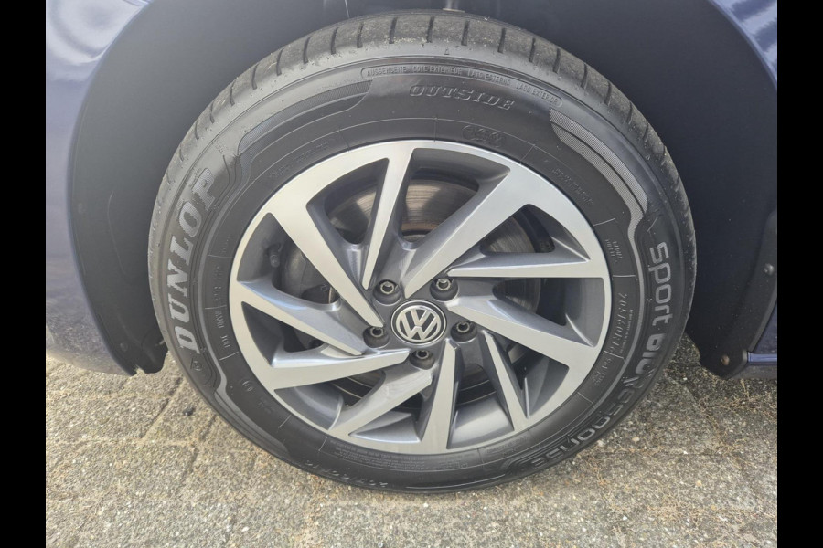 Volkswagen Touran 1.2 TSI Comfortline Adap- Cruise,navigatie,airco,parkeersensoren,