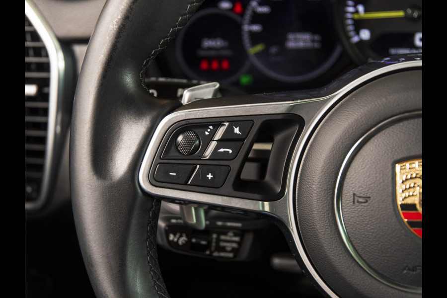 Porsche Cayenne Coupé 3.0 E-Hybrid 21"-PANO-BOSE-ACC