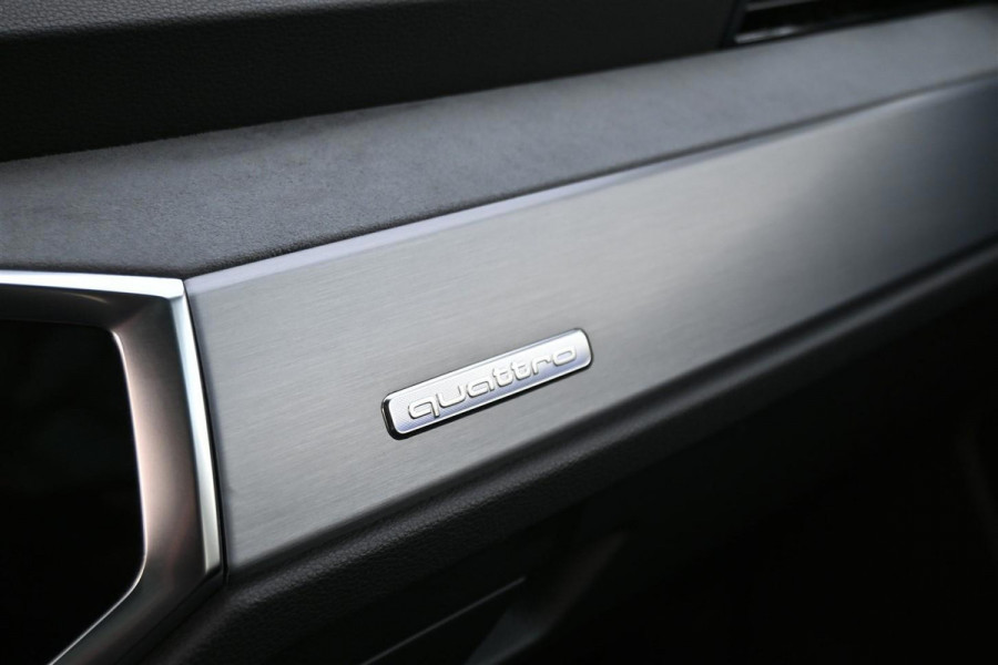 Audi Q3 45 TFSI Quattro S-Line Pano Sfeer B&O A.Cruise CAM LED '19