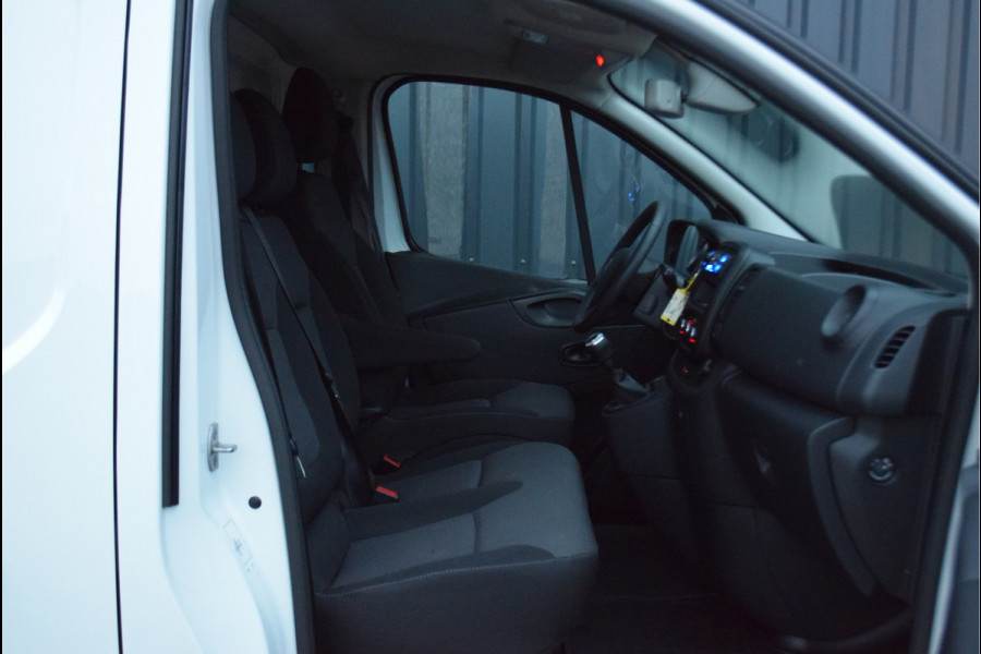 Renault Trafic 2.0 dCi 145 T29 L2H1 Comfort | Aluca inrichting | Achteruitrijcamera | DAB | Hill hold |