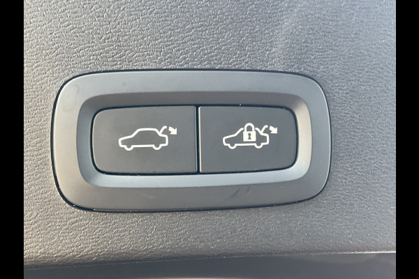Volvo XC40 1.5 T4 Recharge R-Design Elek.Trekhaak Harman/Kardon Stoel/Stuurverw Memory Vol opties!