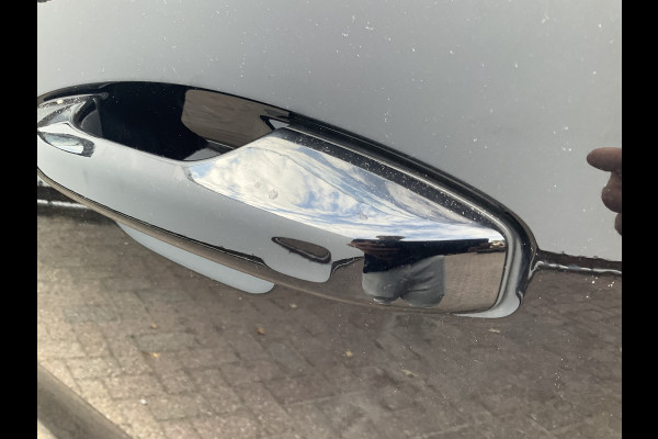 Volvo XC40 1.5 T4 Recharge R-Design Elek.Trekhaak Harman/Kardon Stoel/Stuurverw Memory Vol opties!