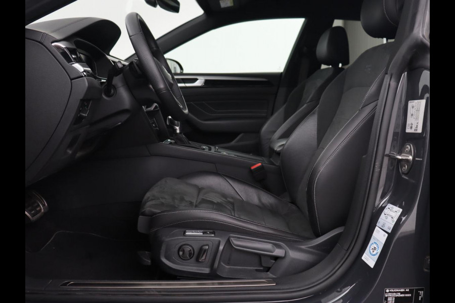 Volkswagen Arteon 1.4 eHybrid R Line | Trekhaak | Leder/Alcantara | Massage | Camera | Adaptive cruise | Achterbankverwarming | Virtual Cockpit | Matrix LED | Carplay | Navigatie | PHEV | Plug In