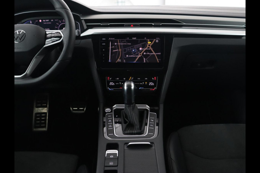 Volkswagen Arteon 1.4 eHybrid R Line | Trekhaak | Leder/Alcantara | Massage | Camera | Adaptive cruise | Achterbankverwarming | Virtual Cockpit | Matrix LED | Carplay | Navigatie | PHEV | Plug In