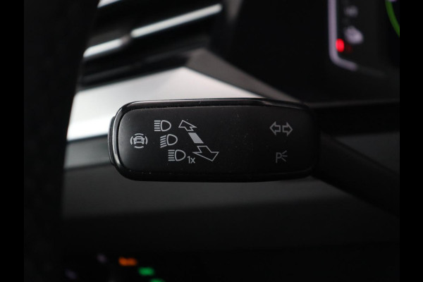 Volkswagen Arteon 1.4 eHybrid R Line | Trekhaak | Leder/Alcantara | Massage | Camera | Adaptive cruise | Achterbankverwarming | Virtual Cockpit | Matrix LED | Carplay | Navigatie | PHEV | Plug In