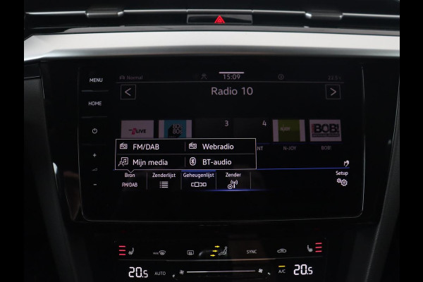 Volkswagen Arteon 1.4 eHybrid R Line | Trekhaak | Leder/Alcantara | Massage | Camera | Adaptive cruise | Achterbankverwarming | Virtual Cockpit | Matrix LED | Carplay | Navigatie | PHEV | Plug In