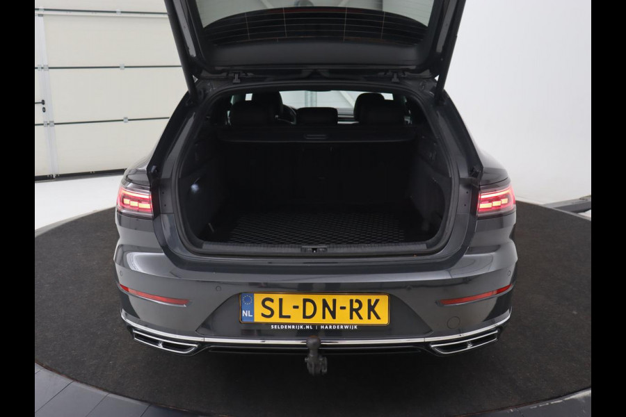 Volkswagen Arteon 1.4 eHybrid R Line | Trekhaak | Leder/Alcantara | Massage | Camera | Adaptive cruise | Achterbankverwarming | Virtual Cockpit | Matrix LED | Carplay | Navigatie | PHEV | Plug In