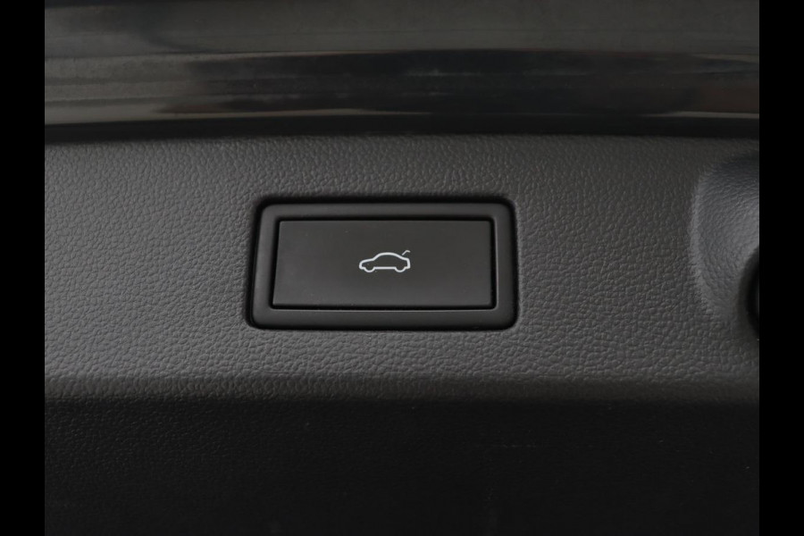 Volkswagen Arteon 1.4 eHybrid R Line | Trekhaak | Leder/Alcantara | Massage | Camera | Adaptive cruise | Achterbankverwarming | Virtual Cockpit | Matrix LED | Carplay | Navigatie | PHEV | Plug In