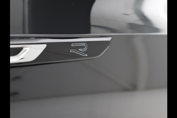 Volkswagen Arteon 1.4 eHybrid R Line | Trekhaak | Leder/Alcantara | Massage | Camera | Adaptive cruise | Achterbankverwarming | Virtual Cockpit | Matrix LED | Carplay | Navigatie | PHEV | Plug In
