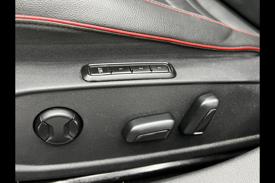 Volkswagen Golf 2.0 TSI GTI H/K | IQ| Memory | Pano | Sfeer