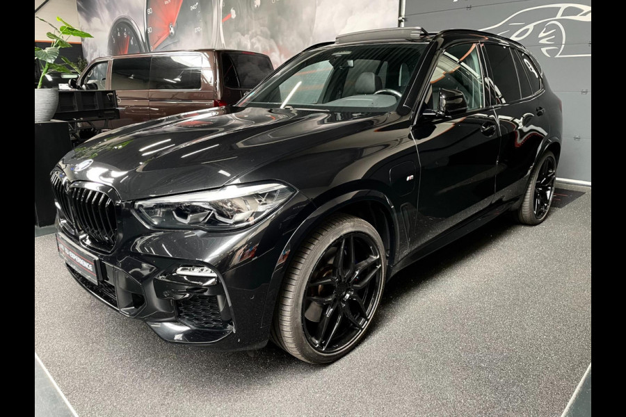 BMW X5 XDrive45e M-SPORT | 394PK |PANO | H&K | TREKH | Alarm5 | SHADDOWLINE | COMFORTSEATS