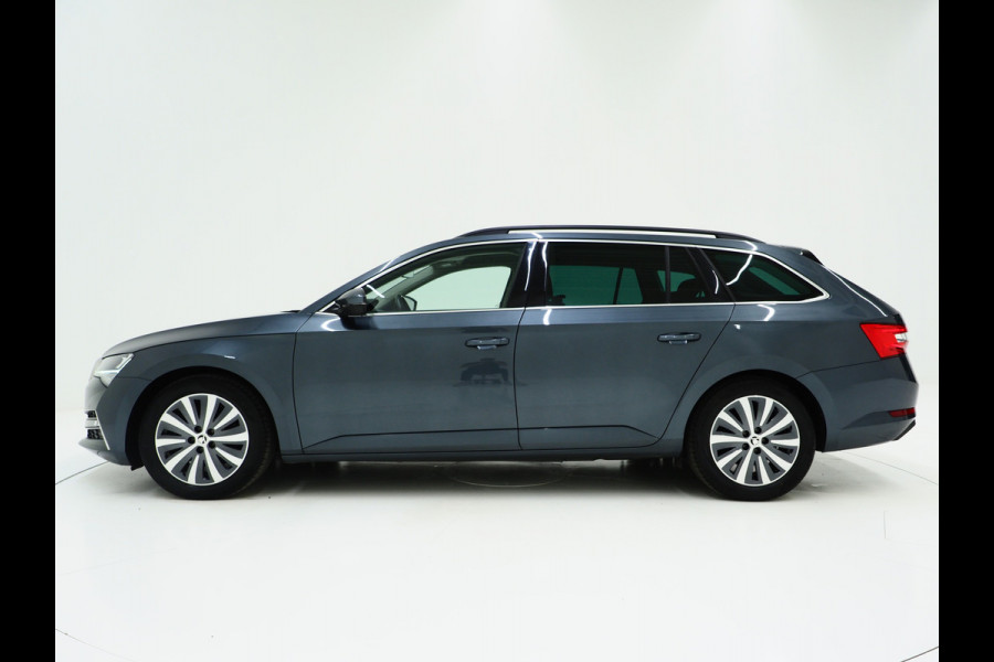 Škoda Superb Combi 1.4 TSI iV 218PK | Trekhaak | Camera | Keyless | Adaptive Cruise | BLIS | DAB | Carplay