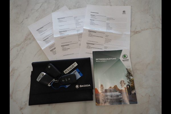 Škoda Superb Combi 1.4 TSI iV 218PK | Trekhaak | Camera | Keyless | Adaptive Cruise | BLIS | DAB | Carplay