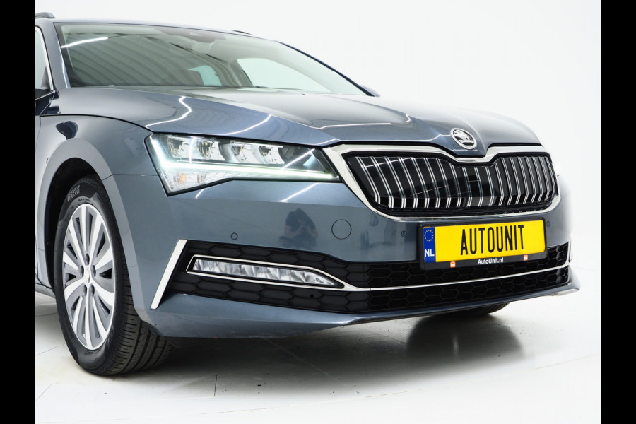 Škoda Superb Combi 1.4 TSI iV 218PK | Trekhaak | Camera | Keyless | Adaptive Cruise | BLIS | DAB | Carplay