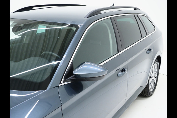 Škoda Superb Combi 1.4 TSI iV 218PK | Trekhaak | Camera | Keyless | Adaptive Cruise | BLIS | DAB | Carplay