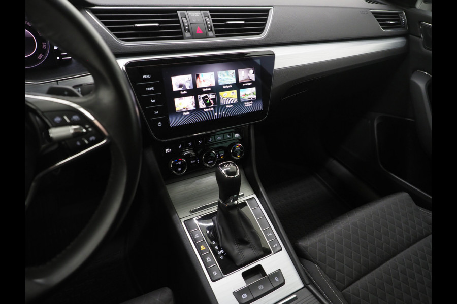 Škoda Superb Combi 1.4 TSI iV 218PK | Trekhaak | Camera | Keyless | Adaptive Cruise | BLIS | DAB | Carplay