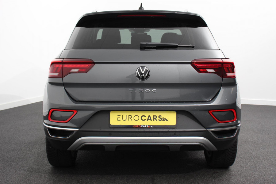Volkswagen T-Roc 1.5 TSI DSG Style Navigatie Apple Carplay / Android Auto Climate Control Led Digitale Cockpit Adaptive Cruise Control Trekhaak