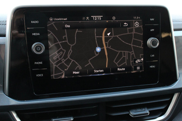 Volkswagen T-Roc 1.5 TSI DSG Style Navigatie Apple Carplay / Android Auto Climate Control Led Digitale Cockpit Adaptive Cruise Control Trekhaak
