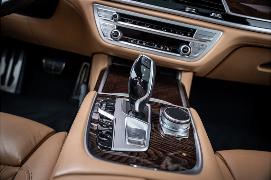 BMW 7 Serie 745e High Executive - M Sport | Panorama | H&K | Massage | Memory | 360 Camera