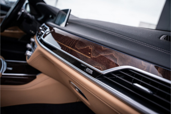 BMW 7 Serie 745e High Executive - M Sport | Panorama | H&K | Massage | Memory | 360 Camera