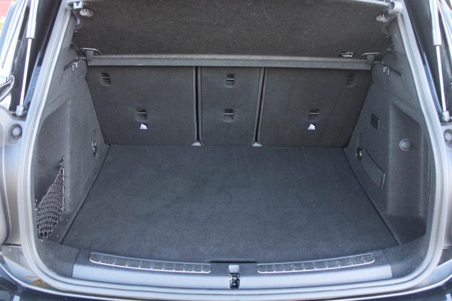 MINI Countryman 2.0 Cooper S E 220PK AUTOMAAT ALL4 CHILI | ELEKTRISCH BEDIENBARE VOORSTOELEN MET GEHEUGENFUNCTIE OP DE BESTUURDERSSTOEL | "UNION JACK" ACHTERLICHTEN | VOLLEDIG LEDEREN BEKLEDING | FULL LED KOPLAMPEN ADAPTIEF | 17" LICHTMETALEN VELGEN "BLACK" | STOEL/VOORRUIT VERWARMING | KEYLESS GO | NAVIGATIE | DRAADLOZE APPLE CARPLAY/ANDROID AUTO | CLIMATE CONTROL | ACHTERUITRIJ CAMERA | ADAPTIVE CRUISE CONTROL |