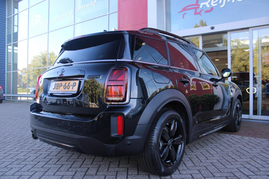MINI Countryman 2.0 Cooper S E 220PK AUTOMAAT ALL4 CHILI | ELEKTRISCH BEDIENBARE VOORSTOELEN MET GEHEUGENFUNCTIE OP DE BESTUURDERSSTOEL | "UNION JACK" ACHTERLICHTEN | VOLLEDIG LEDEREN BEKLEDING | FULL LED KOPLAMPEN ADAPTIEF | 17" LICHTMETALEN VELGEN "BLACK" | STOEL/VOORRUIT VERWARMING | KEYLESS GO | NAVIGATIE | DRAADLOZE APPLE CARPLAY/ANDROID AUTO | CLIMATE CONTROL | ACHTERUITRIJ CAMERA | ADAPTIVE CRUISE CONTROL |