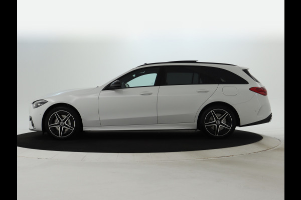 Mercedes-Benz C-Klasse Estate 300 e AMG Plug-In Hybride | AMG Line | Night Pakket | Trekhaak | Panorama Schuif-Kanteldak | Keyless-Go | Inclusief 24 maanden MB Certified garantie voor Europa.