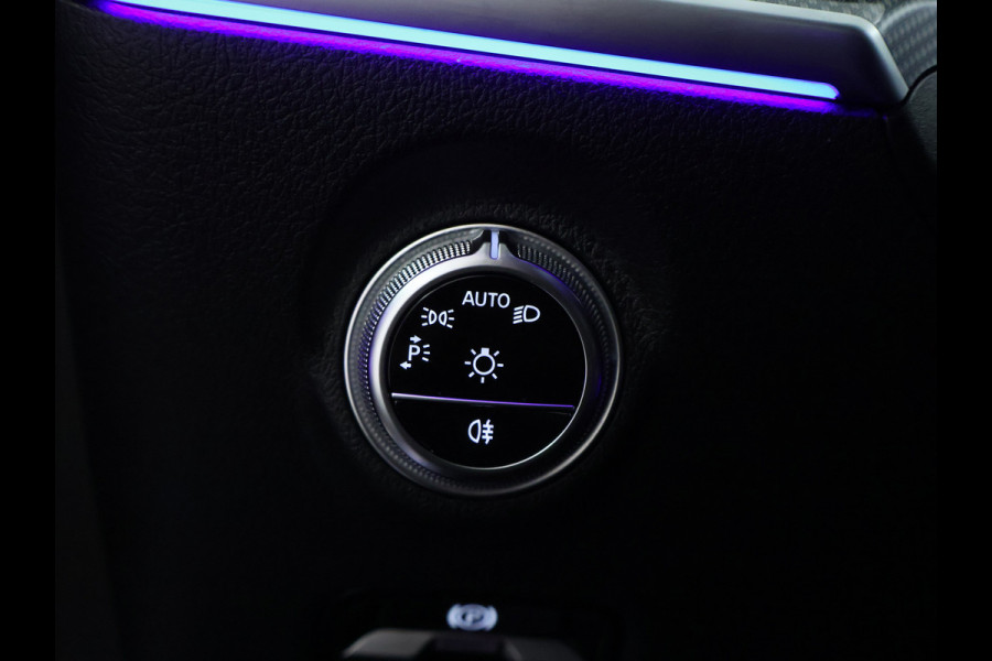 Mercedes-Benz C-Klasse Estate 300 e AMG Plug-In Hybride | AMG Line | Night Pakket | Trekhaak | Panorama Schuif-Kanteldak | Keyless-Go | Inclusief 24 maanden MB Certified garantie voor Europa.