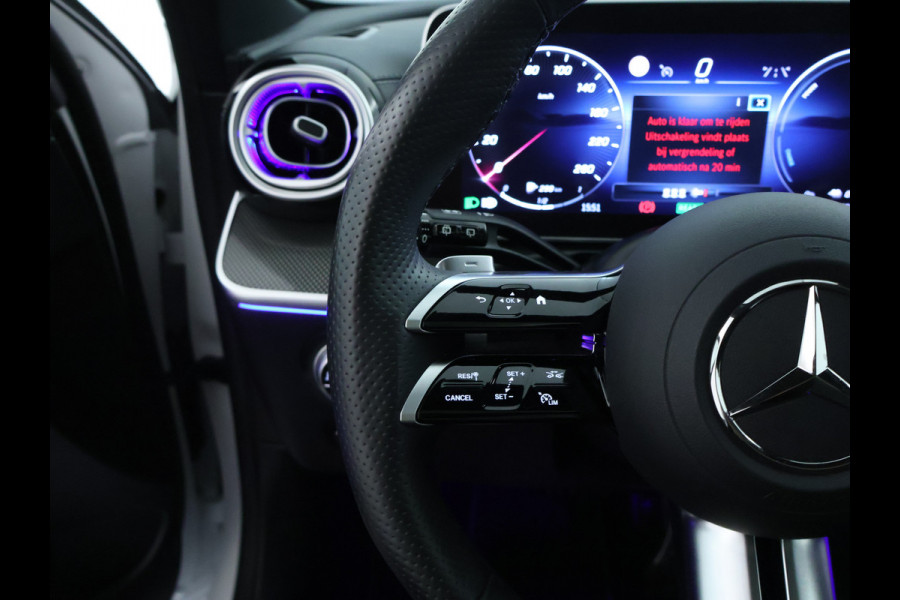 Mercedes-Benz C-Klasse Estate 300 e AMG Plug-In Hybride | AMG Line | Night Pakket | Trekhaak | Panorama Schuif-Kanteldak | Keyless-Go | Inclusief 24 maanden MB Certified garantie voor Europa.