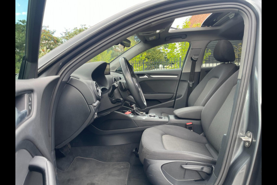 Audi A3 Sportback 1.4 e-tron Sport Panoramadak Led-Xenon Navi Matrixlampen