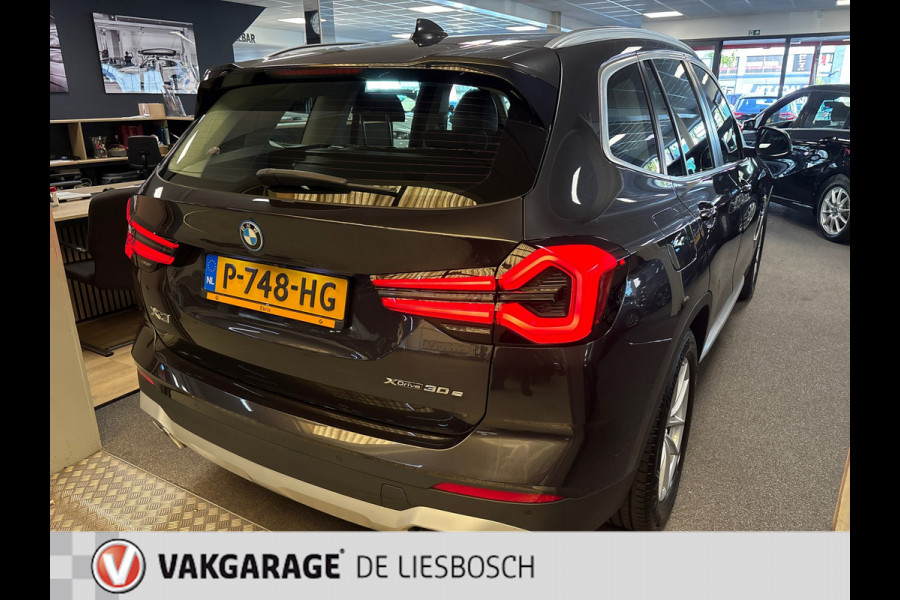 BMW X3 XDrive30e Business Edition Plus,leer,head up,camera,trekhaak,orig ned