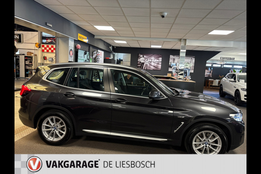 BMW X3 XDrive30e Business Edition Plus,leer,head up,camera,trekhaak,orig ned