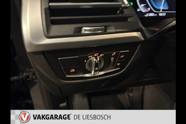 BMW X3 XDrive30e Business Edition Plus,leer,head up,camera,trekhaak,orig ned