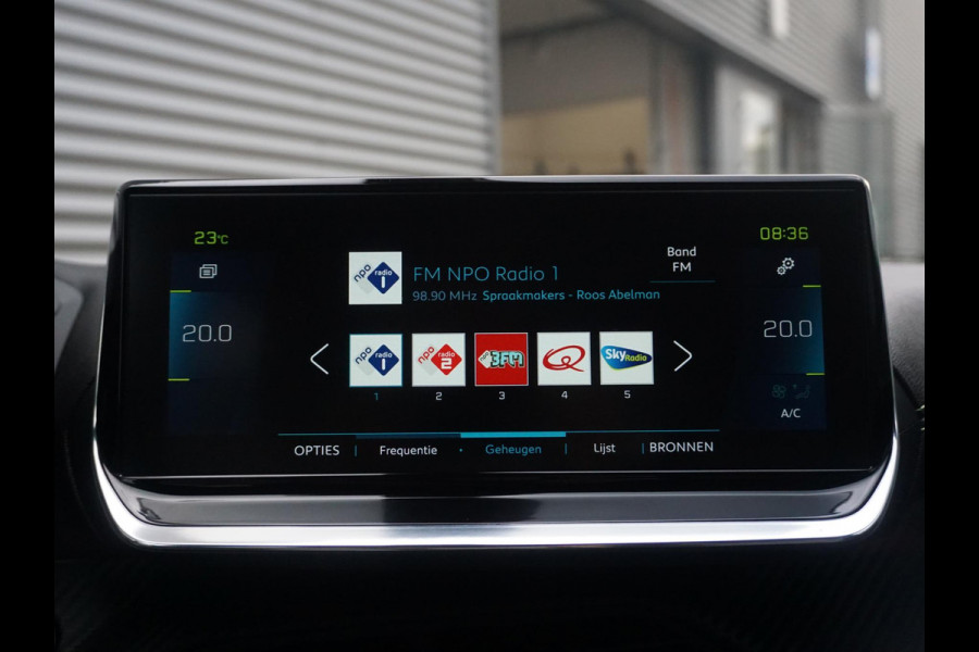 Peugeot e-2008 EV GT Pack 50 kWh
