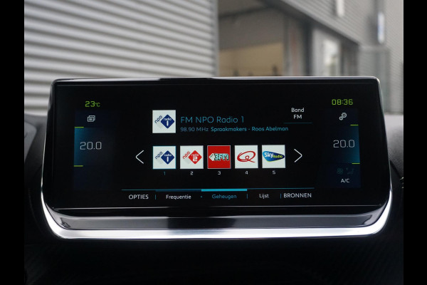 Peugeot e-2008 EV GT Pack 50 kWh