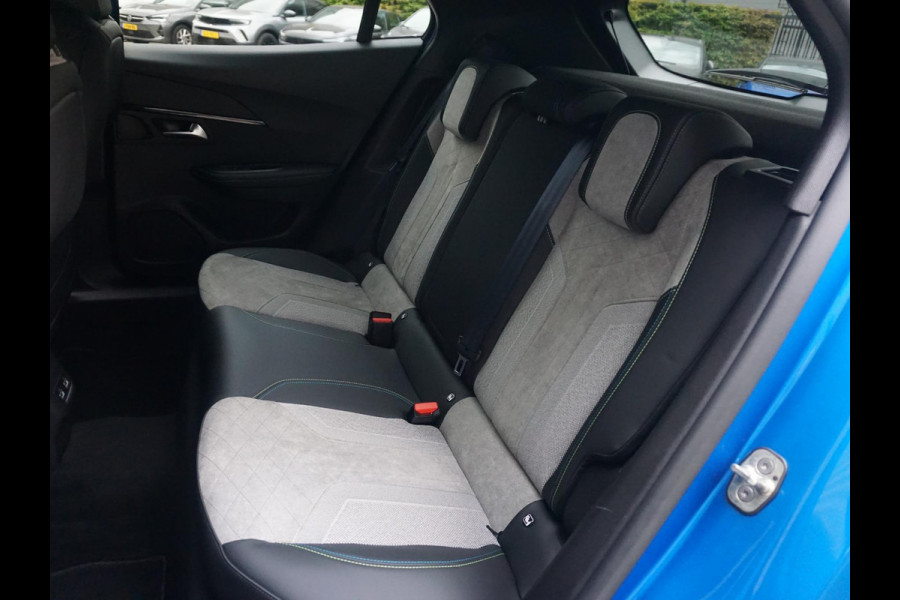 Peugeot e-2008 EV GT Pack 50 kWh