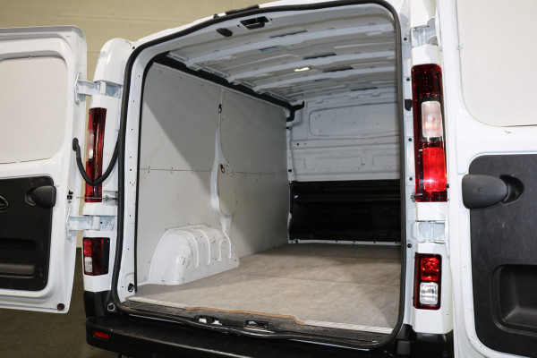 Renault Trafic 2.0 dCi 110pk Airco