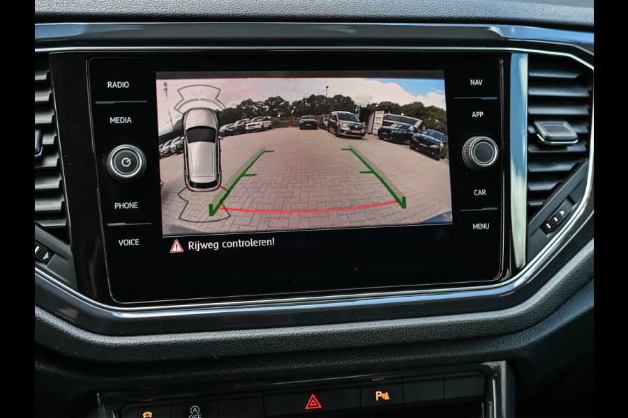 Volkswagen T-Roc 1.5 TSI R-LINE SPORT | NL-AUTO | R-LINE INTERIEUR | LED | VIRTUAL COCKPIT | ADAPTIVE CRUISE | SPORT UITLAAT | ACHTERUITRIJCAMERA