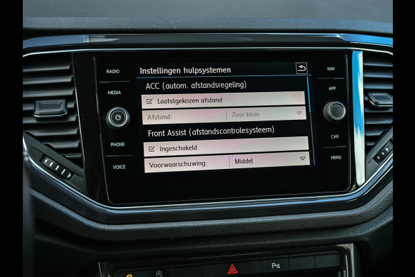 Volkswagen T-Roc 1.5 TSI R-LINE SPORT | NL-AUTO | R-LINE INTERIEUR | LED | VIRTUAL COCKPIT | ADAPTIVE CRUISE | SPORT UITLAAT | ACHTERUITRIJCAMERA