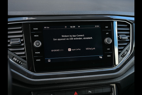 Volkswagen T-Roc 1.5 TSI R-LINE SPORT | NL-AUTO | R-LINE INTERIEUR | LED | VIRTUAL COCKPIT | ADAPTIVE CRUISE | SPORT UITLAAT | ACHTERUITRIJCAMERA