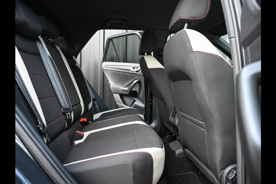 Volkswagen T-Roc 1.5 TSI R-LINE SPORT | NL-AUTO | R-LINE INTERIEUR | LED | VIRTUAL COCKPIT | ADAPTIVE CRUISE | SPORT UITLAAT | ACHTERUITRIJCAMERA