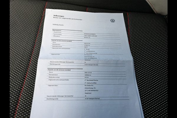 Volkswagen T-Roc 1.5 TSI R-LINE SPORT | NL-AUTO | R-LINE INTERIEUR | LED | VIRTUAL COCKPIT | ADAPTIVE CRUISE | SPORT UITLAAT | ACHTERUITRIJCAMERA
