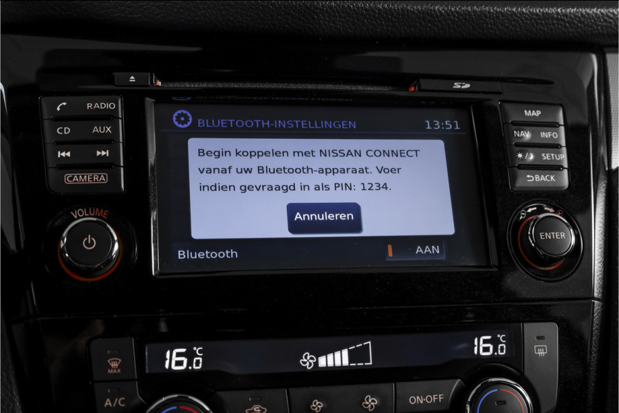 Nissan QASHQAI 1.2 116 PK N-Connecta | Pano | Cruise | 360 Camera | PDC | NAV | ECC | Afn. Trekhaak | LM 18" |