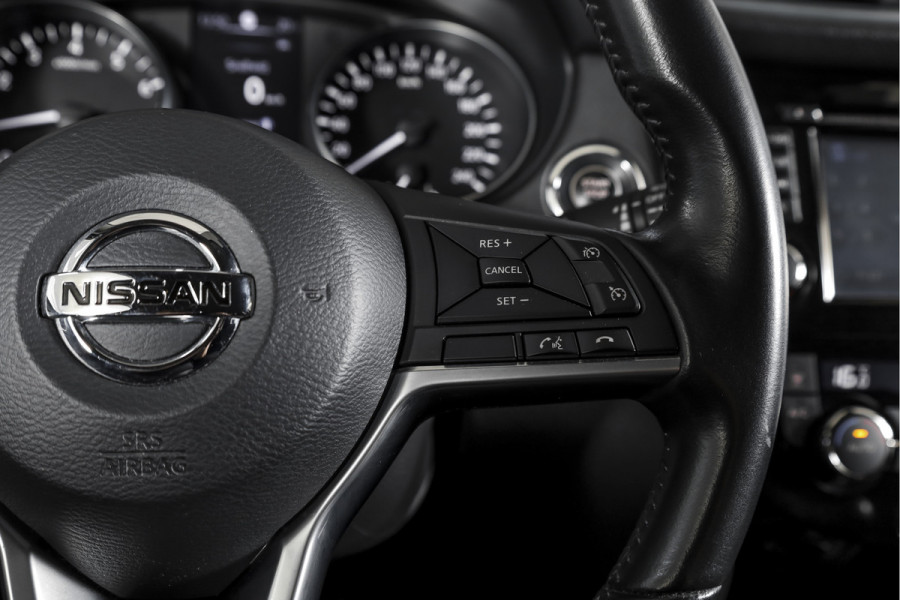 Nissan QASHQAI 1.2 116 PK N-Connecta | Pano | Cruise | 360 Camera | PDC | NAV | ECC | Afn. Trekhaak | LM 18" |